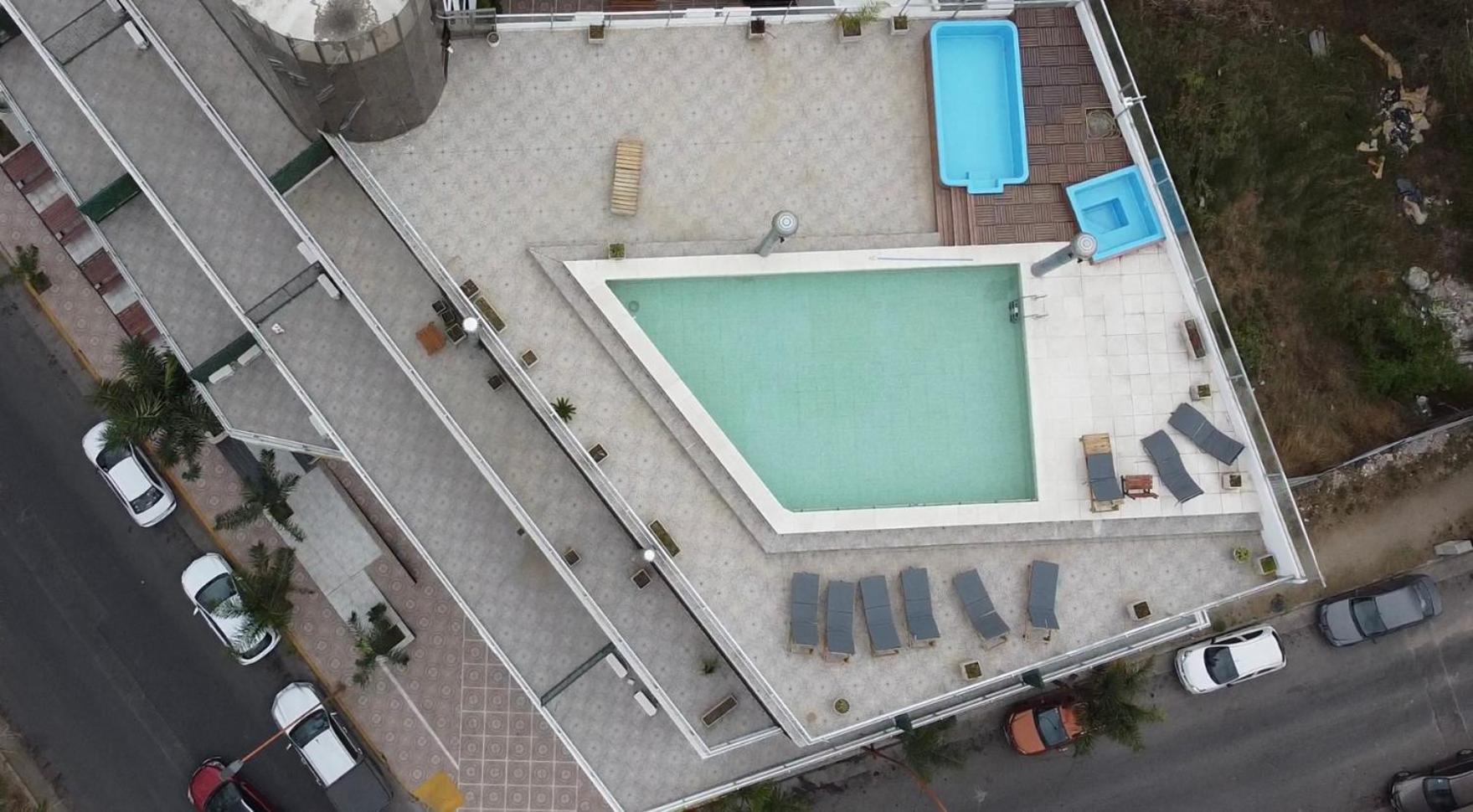 Golden Ross Hotel วิญาการ์ลอสปาซ ภายนอก รูปภาพ
