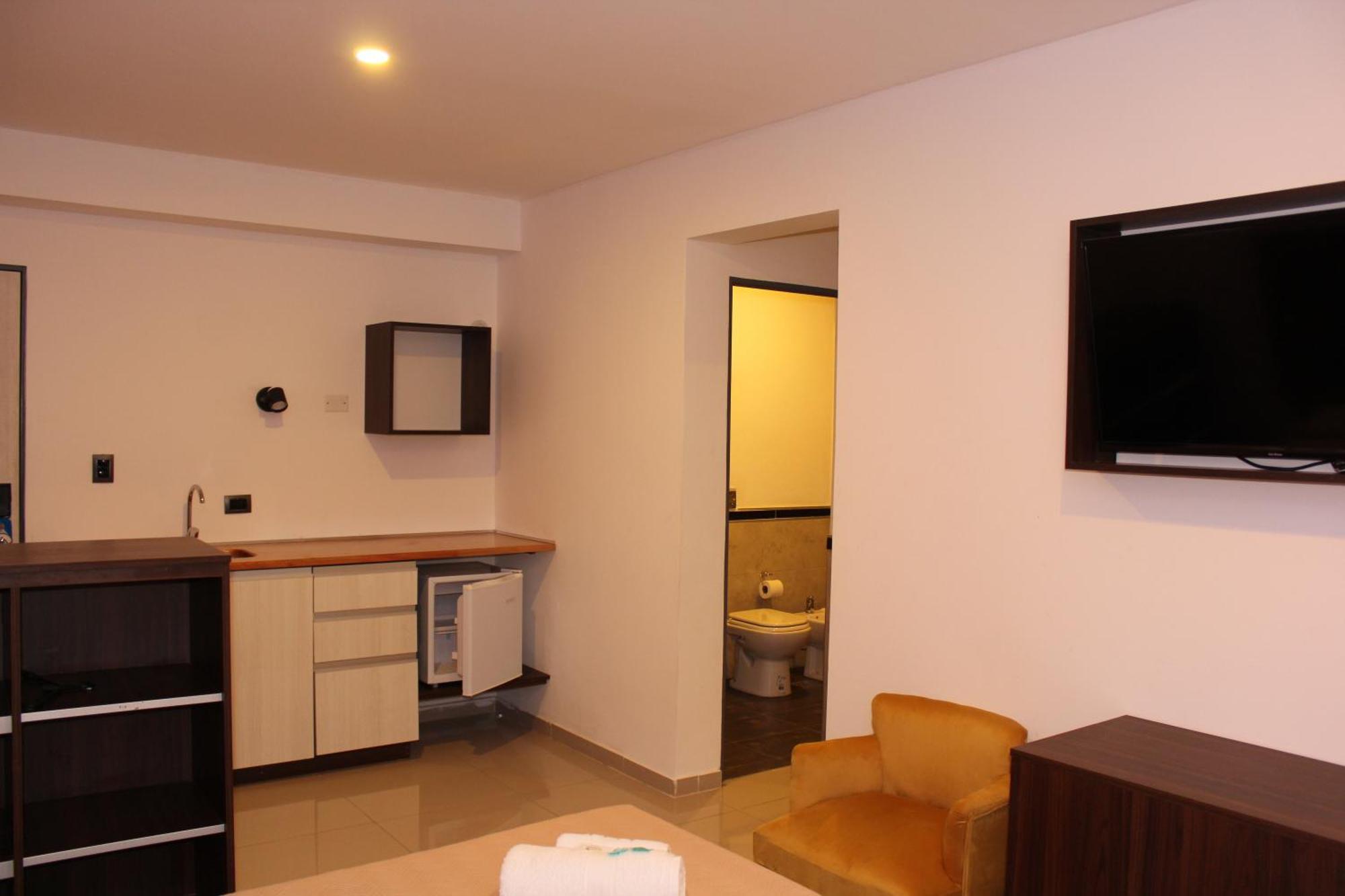 Golden Ross Hotel วิญาการ์ลอสปาซ ภายนอก รูปภาพ
